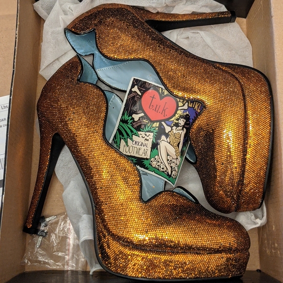 Copper Luster Heels - Picture 11 of 11